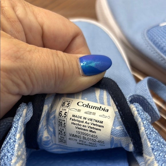 Columbia Blue Skate-Style Sneakers with Vulcanized Soles - Picture 6 of 6